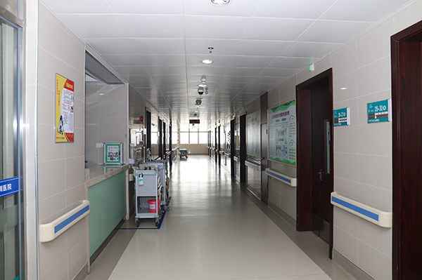 住院病房走廊
